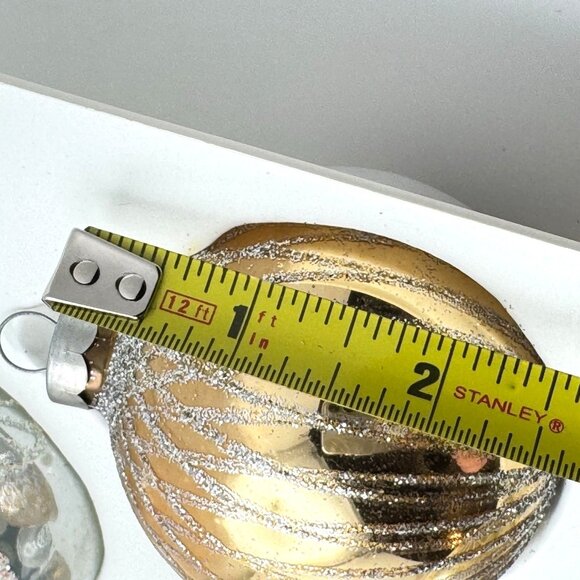 Victoria Col. Vtg Glass Christmas Ornament Set Of 4 Gold Silver Glitter Lace - Picture 4 of 11